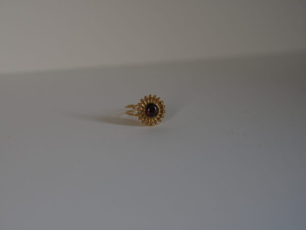 Bague soleil grenat
