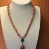Collier rodonite monté avec pierre rodonite