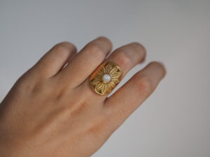Bague ethnique réglable pierre de lune